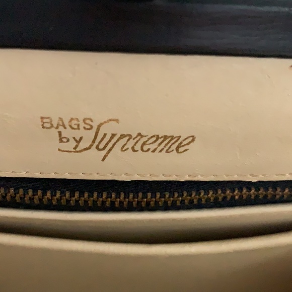 Bags by Supreme Vintage Leather Bag - Picture 11 of 16